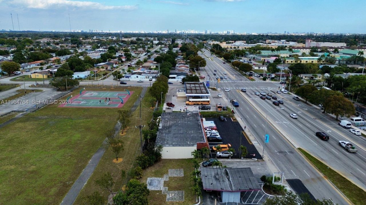 3251 NW 183rd St, Miami Gardens, FL 33056 Photo
