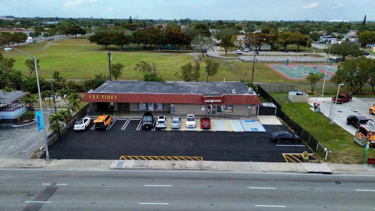 3251 NW 183rd St, Miami Gardens, FL 33056 Photo