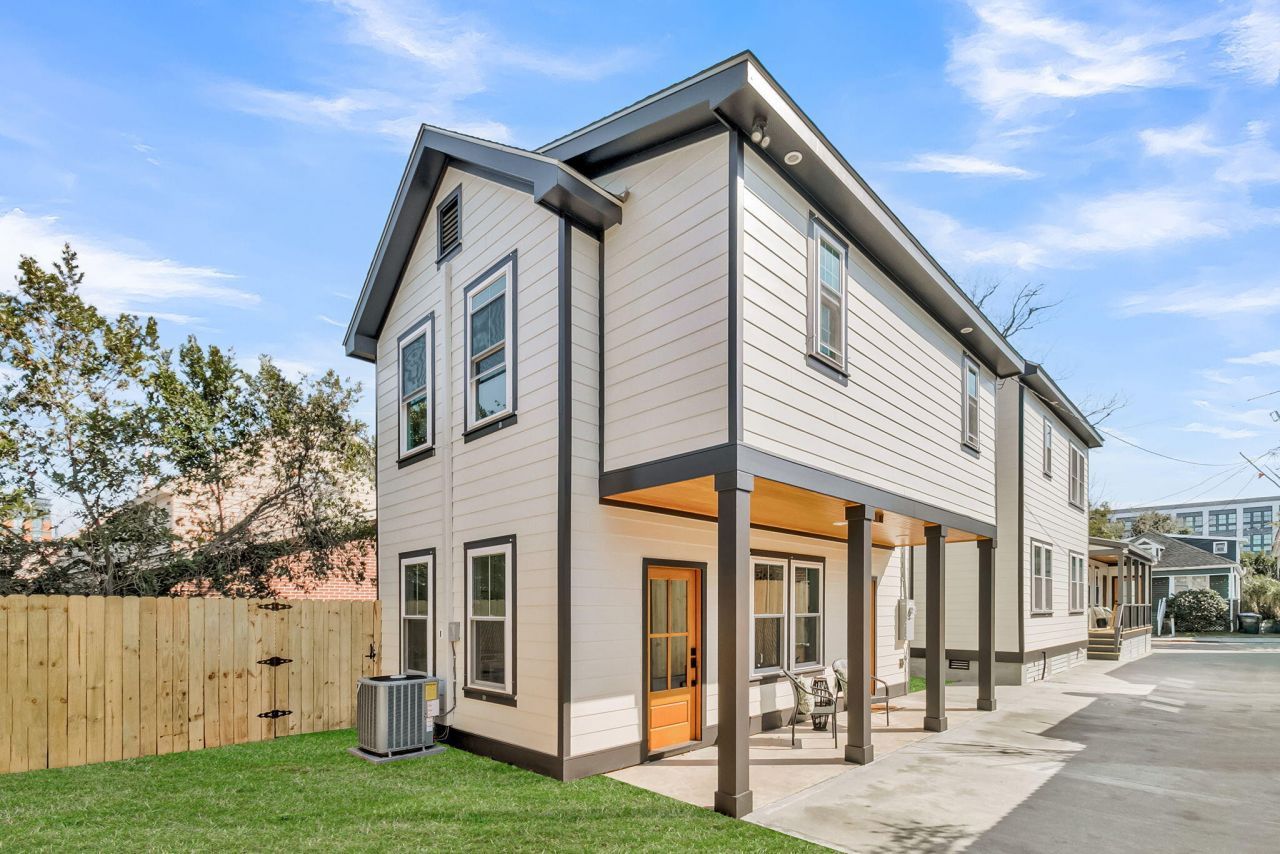 6 & 6.5 Addison Street Photo 42