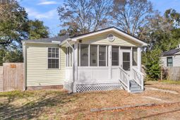 2612 Stark Lane photo 4