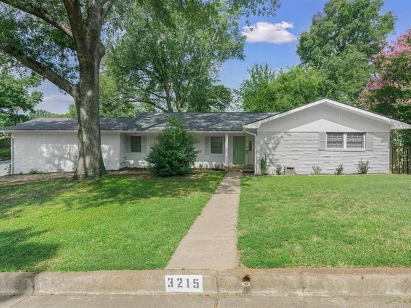 3215 Curtis Drive, Tyler, TX 75701