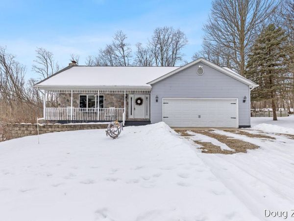 5373 N Gunnell Road, Dimondale, MI 48821