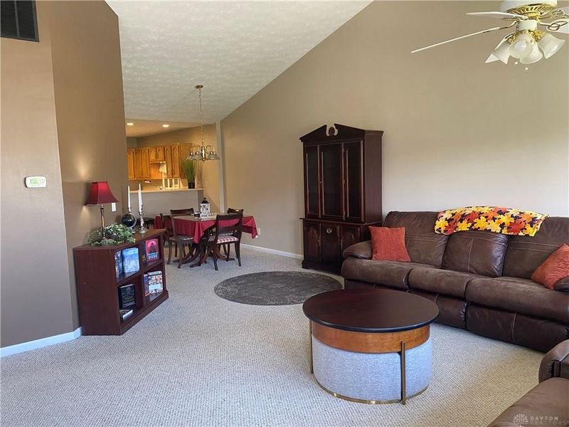 4051 Twin Lakes Circle, Englewood, OH 45315 Photo 14