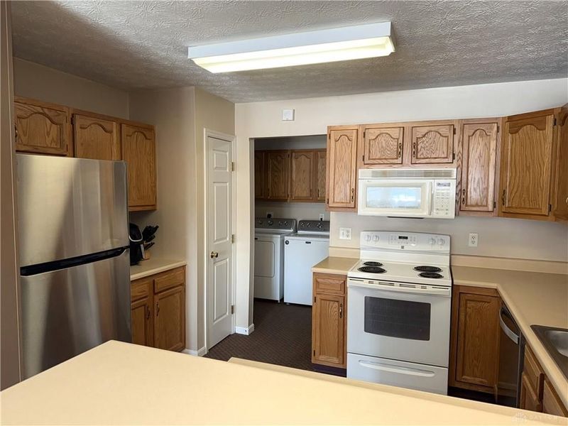 4051 Twin Lakes Circle, Englewood, OH 45315 Photo 21