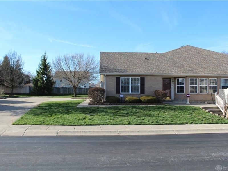 4051 Twin Lakes Circle, Englewood, OH 45315 Photo 3