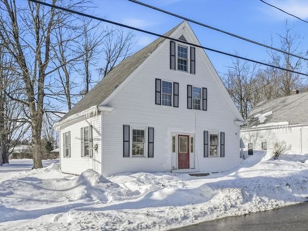 15 Hubbardston Rd, Templeton, MA 01468