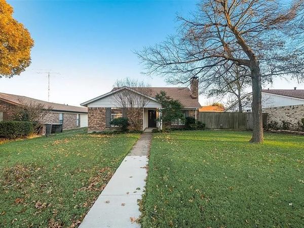 1516 Golden Grove Drive, Mesquite, TX 75149