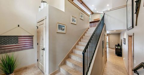 1658 Crystal Air Drive, South Lake Tahoe, CA 96150 Photo