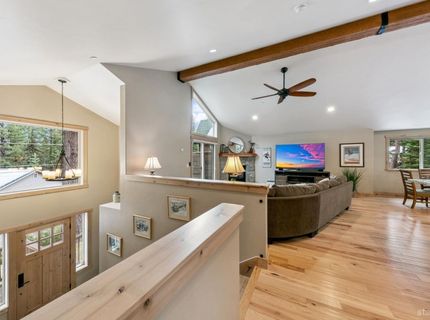 1658 Crystal Air Drive, South Lake Tahoe, CA 96150 Photo