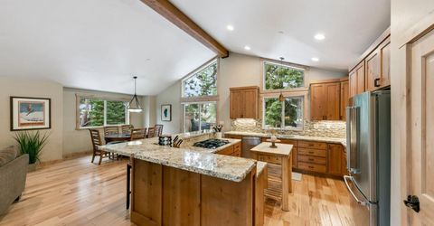 1658 Crystal Air Drive, South Lake Tahoe, CA 96150 Photo