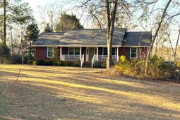 2024 Colony Drive photo 4