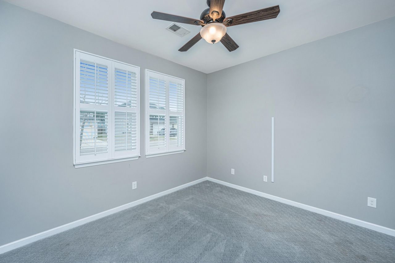 116 Triple Crown Road Photo 10