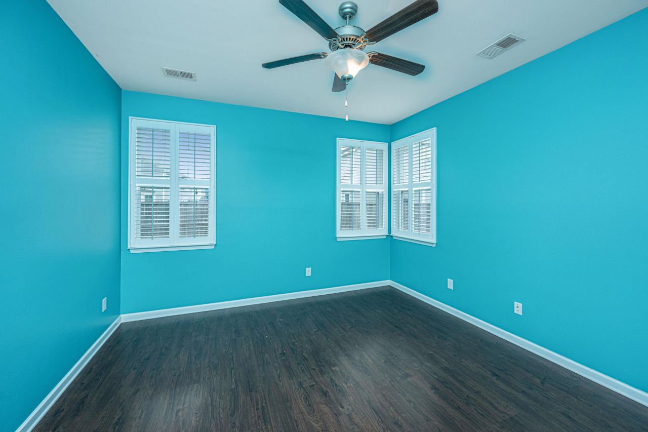 116 Triple Crown Road Photo 17