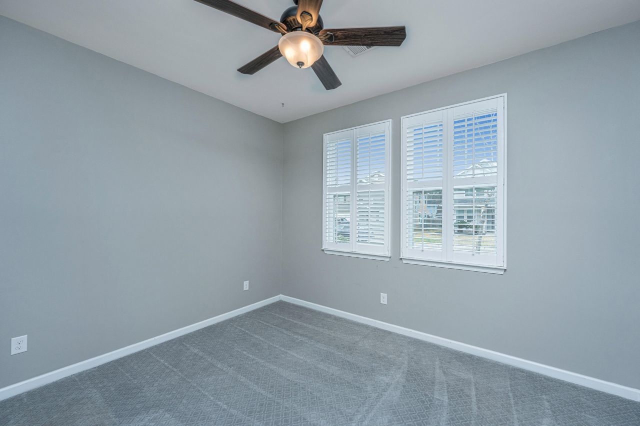 116 Triple Crown Road Photo 20