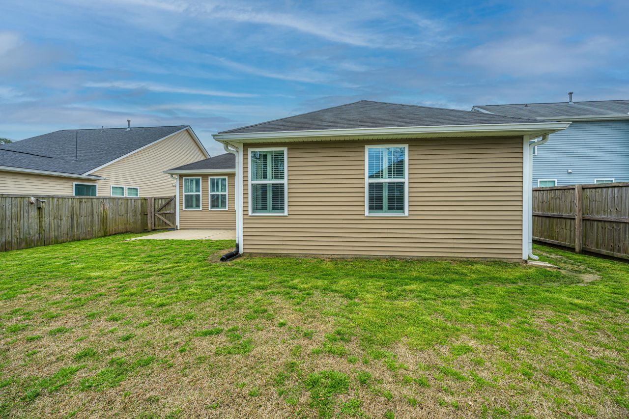 116 Triple Crown Road Photo 21