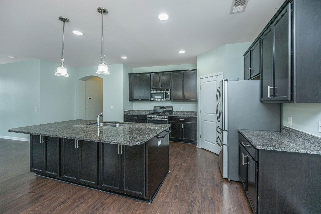 116 Triple Crown Road Photo 33