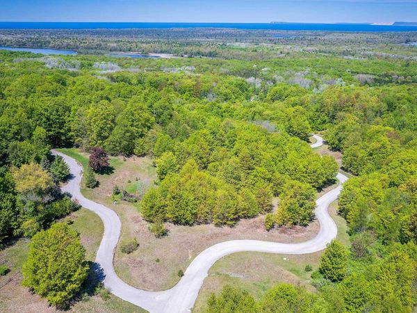 3100 Warren Road, Beulah, MI 49617