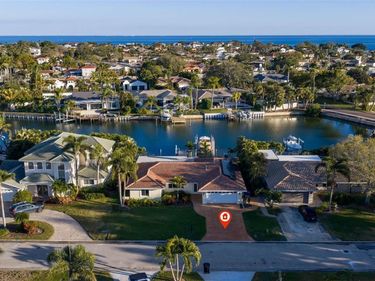 2024 MASSACHUSETTS AVENUE NE, ST PETERSBURG, FL 33703