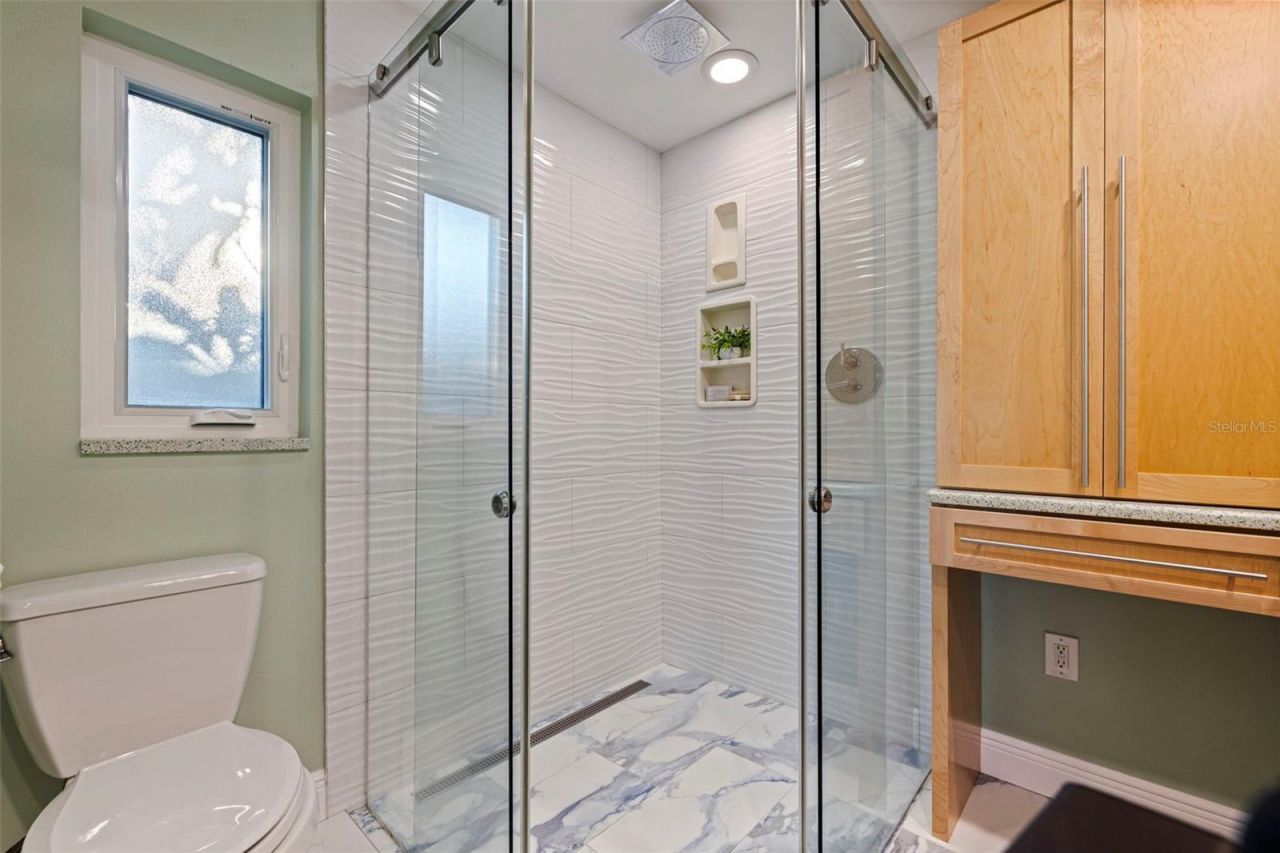 2024 Massachusetts Avenue Ne, Saint Petersburg, FL 33703 Photo