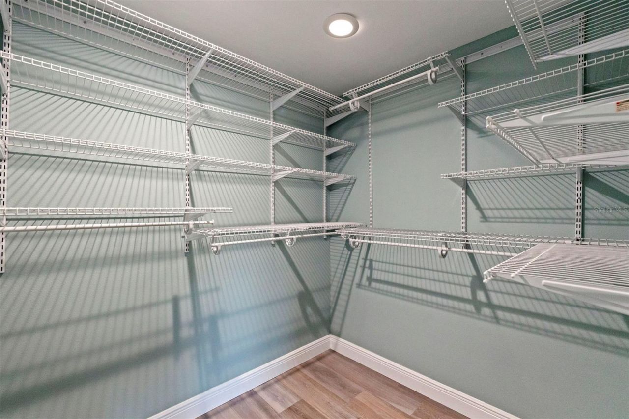 2024 Massachusetts Avenue Ne, Saint Petersburg, FL 33703 Photo