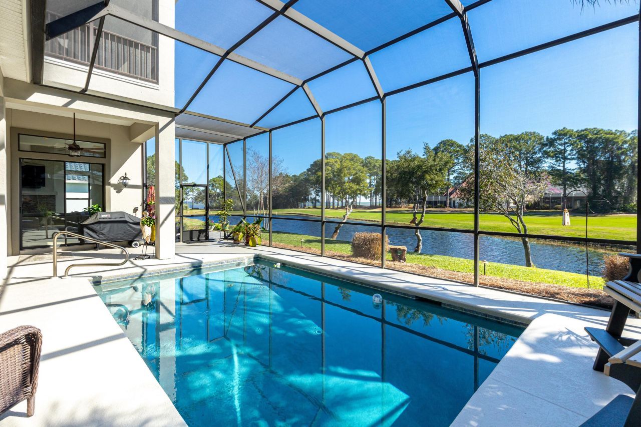 910 Emerald Bay Drive, Destin, FL 32541 Main Photo