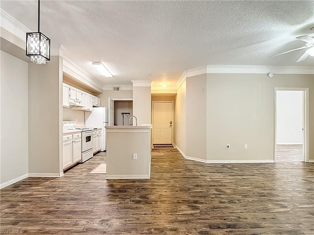 11490 Villa Grand, Unit 205, Fort Myers, FL 33913 Photo