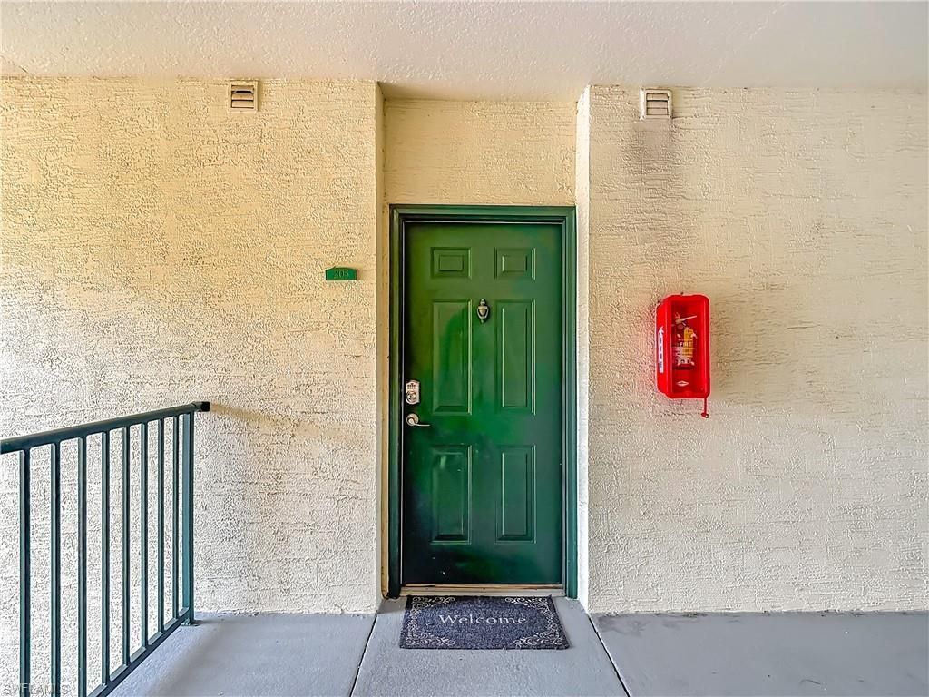 11490 Villa Grand, Unit 205, Fort Myers, FL 33913 Photo