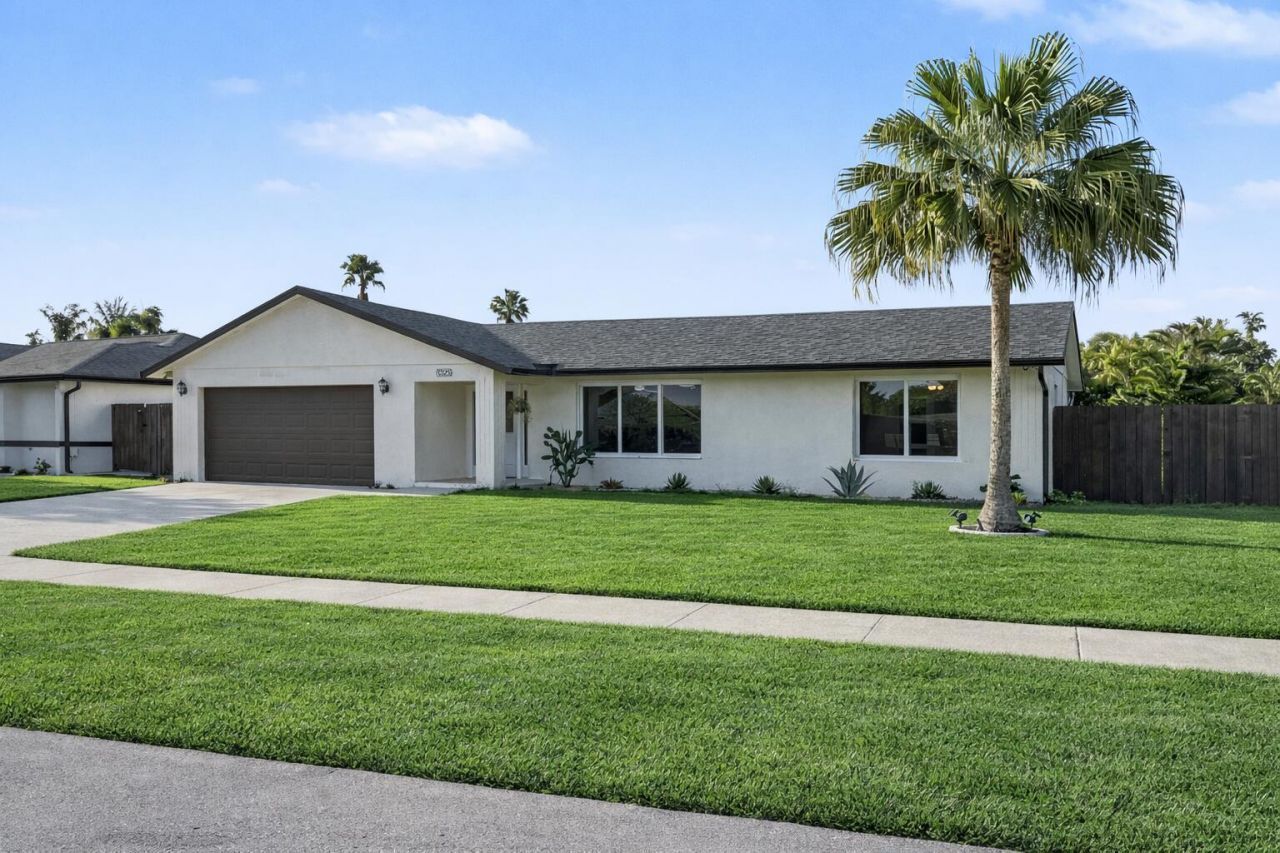 12129 Stratford Street, Wellington, FL 33414 Photo