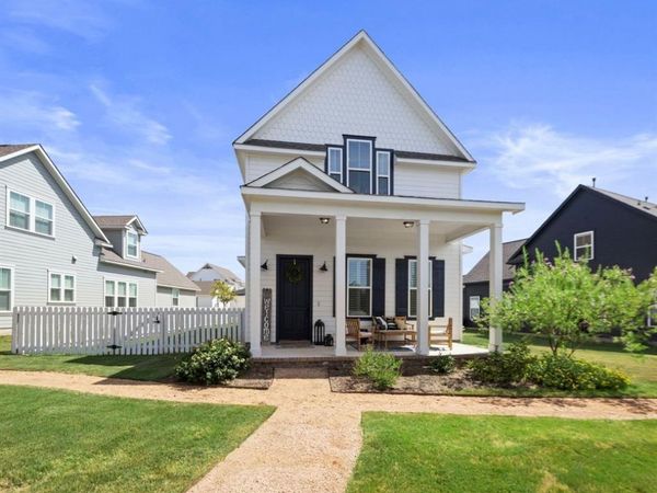 1066 Twain ST, Driftwood, TX 78619