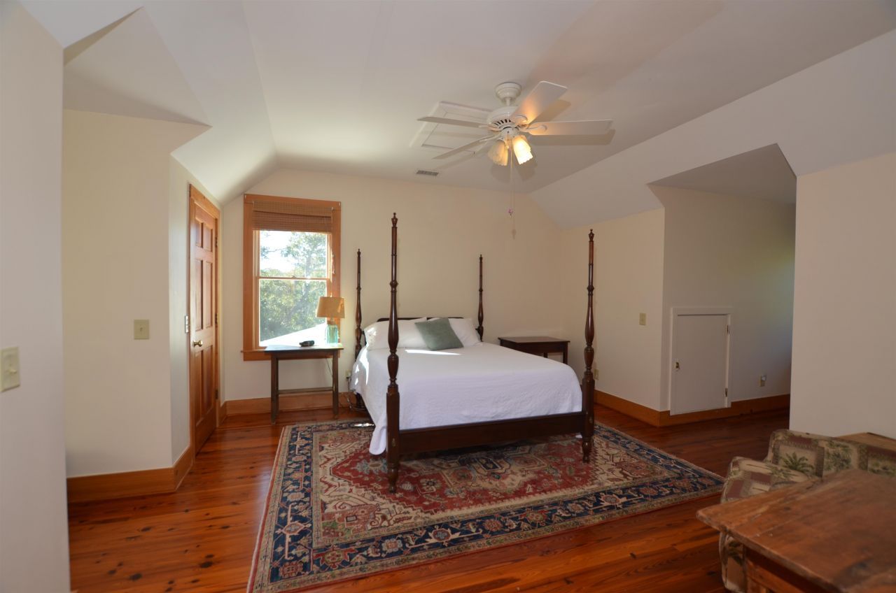 9715 Two Pines Rd.  Photo 40