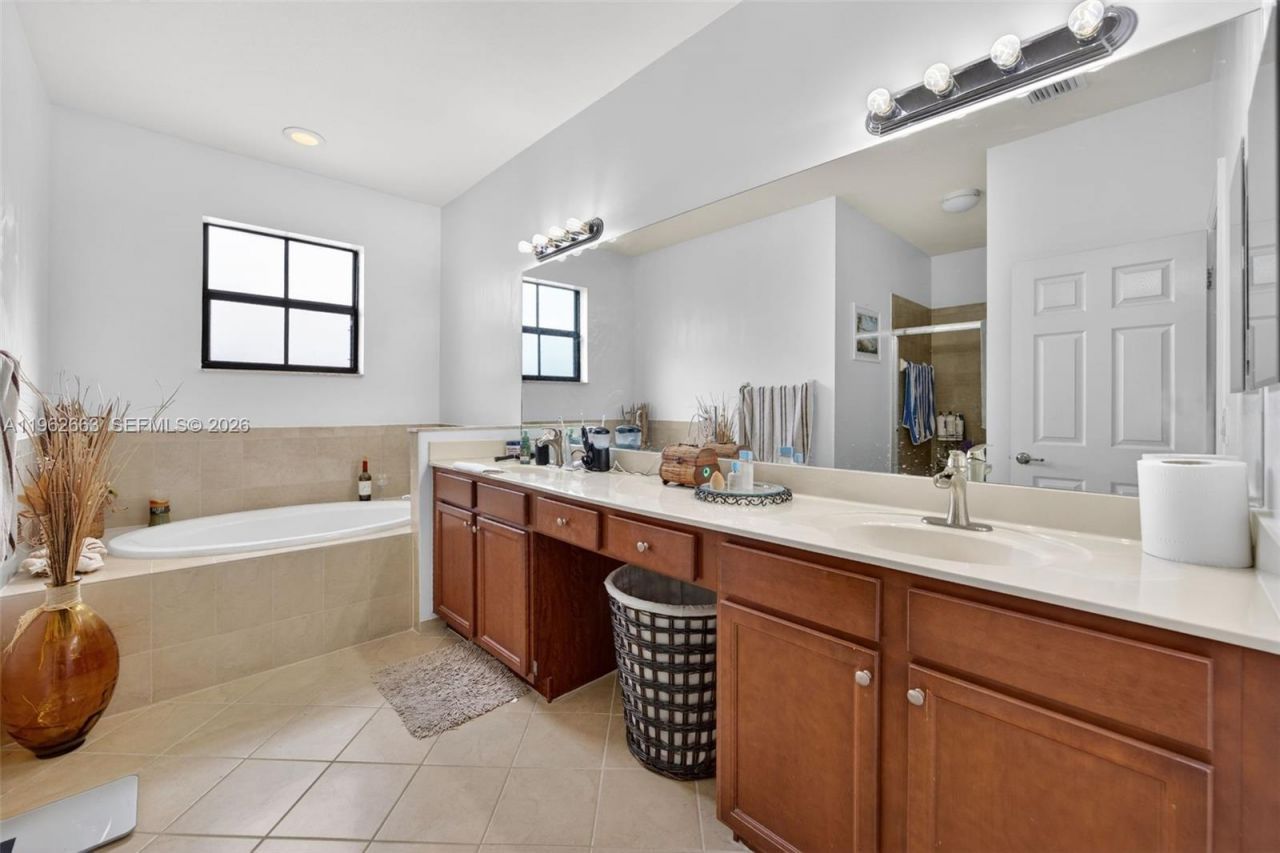 3669 SE 2nd Ct, Homestead, FL 33033 Photo