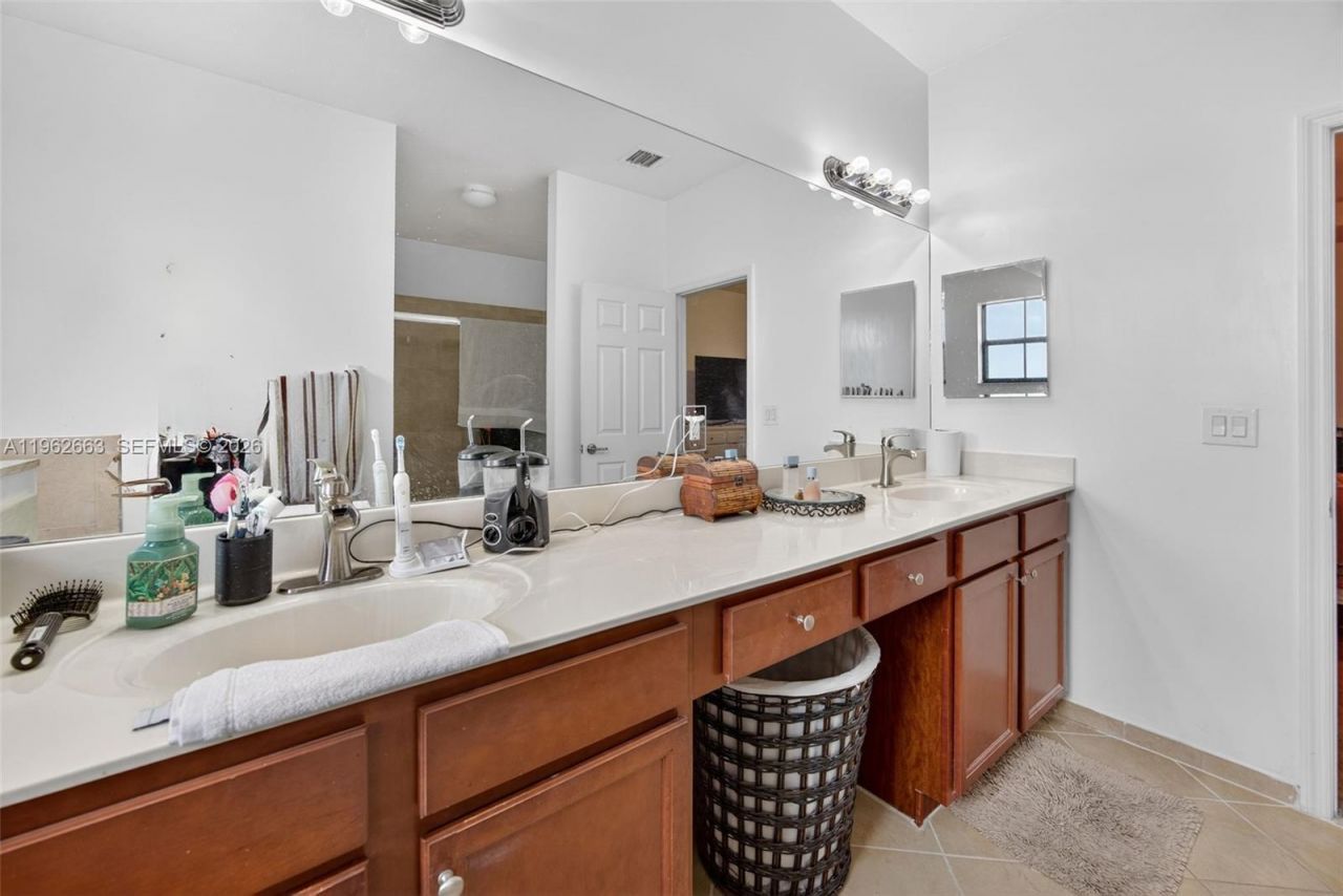 3669 SE 2nd Ct, Homestead, FL 33033 Photo