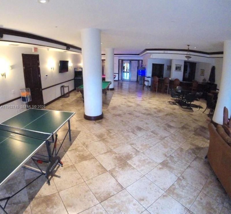 5091 NW 7th St, Unit 703, Miami, FL 33126 Photo