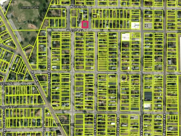 2400 W 23rd Street , Granite City, IL 62040