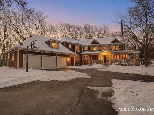 4150 Mystic Oak Court NE, Grand Rapids, MI 49525