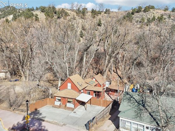 1154 Manitou Avenue, Manitou Springs, CO 80829
