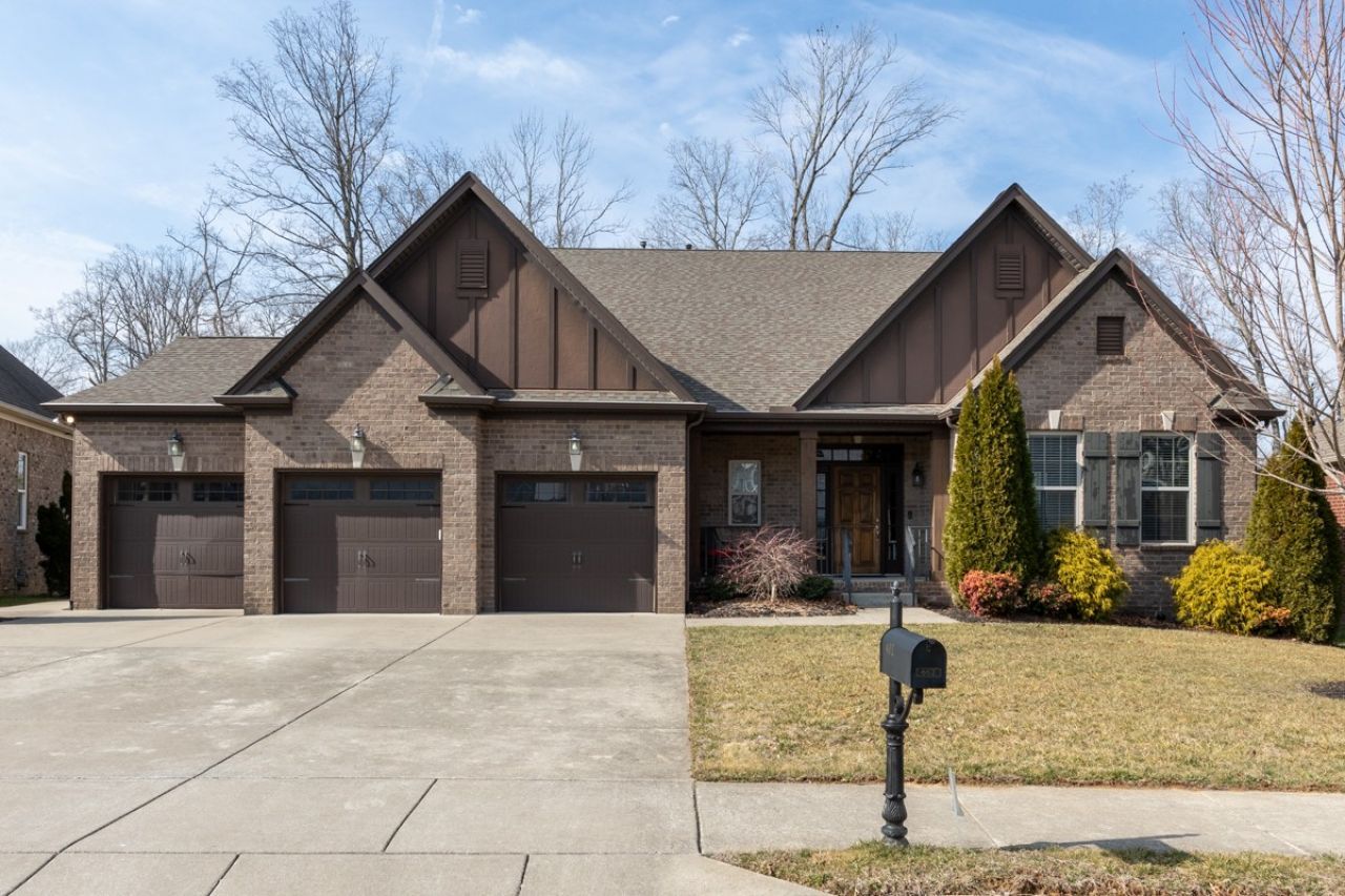 402 Everlee Ln, Mount Juliet, TN 37122 Main Photo