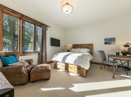 10789 Labelle Court, Truckee, CA 96161 Photo
