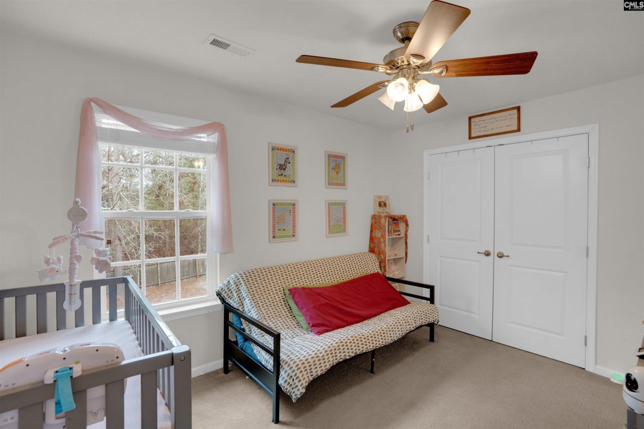 418 Badminton Court  Photo 19