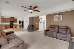 418 Badminton Court  photo 4