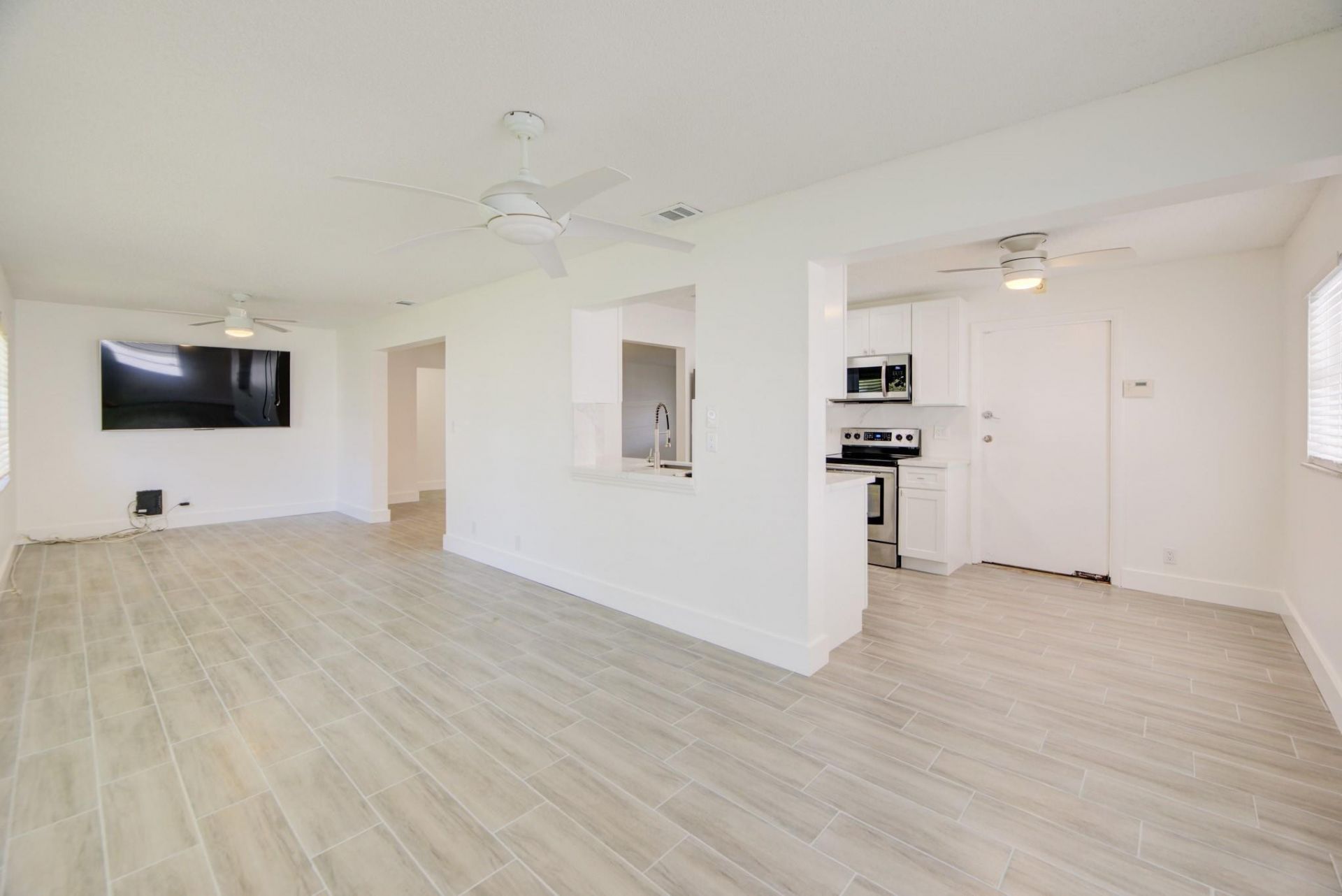 1530 NW 87th Lane, Plantation, FL 33322 Photo