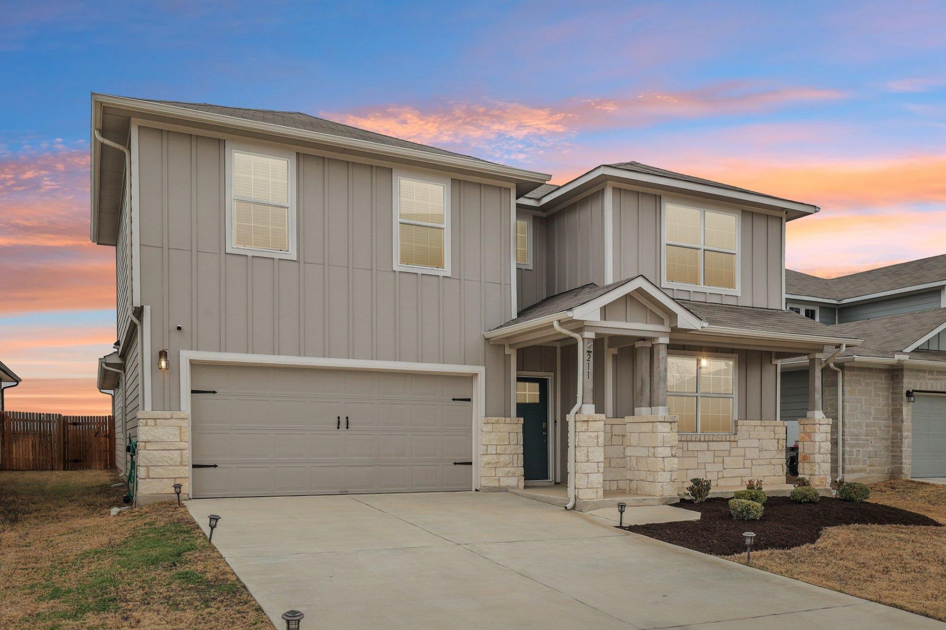 211 Big Sandy Creek Dr, Hutto, TX 78634 Main Photo