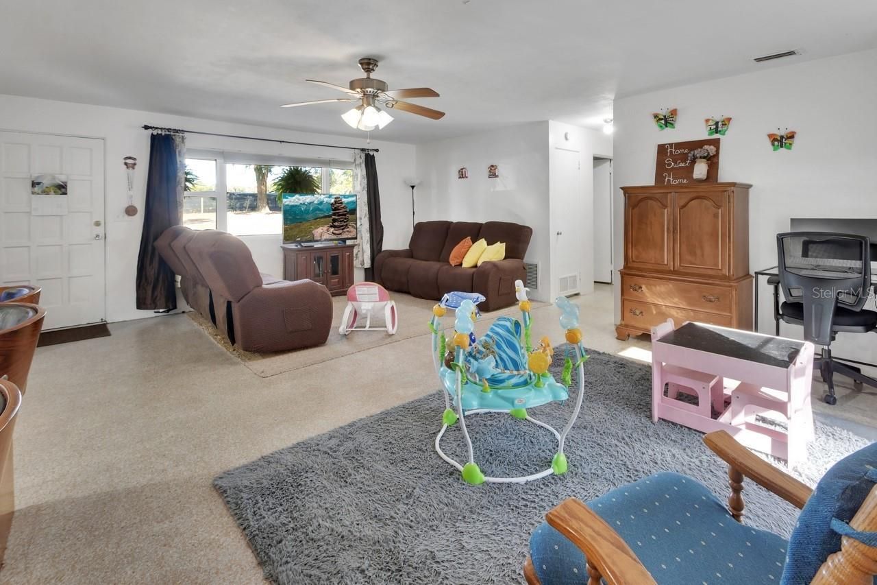 4725 Audubon Avenue, De Leon Springs, FL 32130 Photo