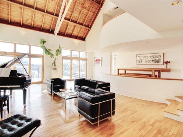 80 W Lafayette Street , Fayetteville, AR 72701