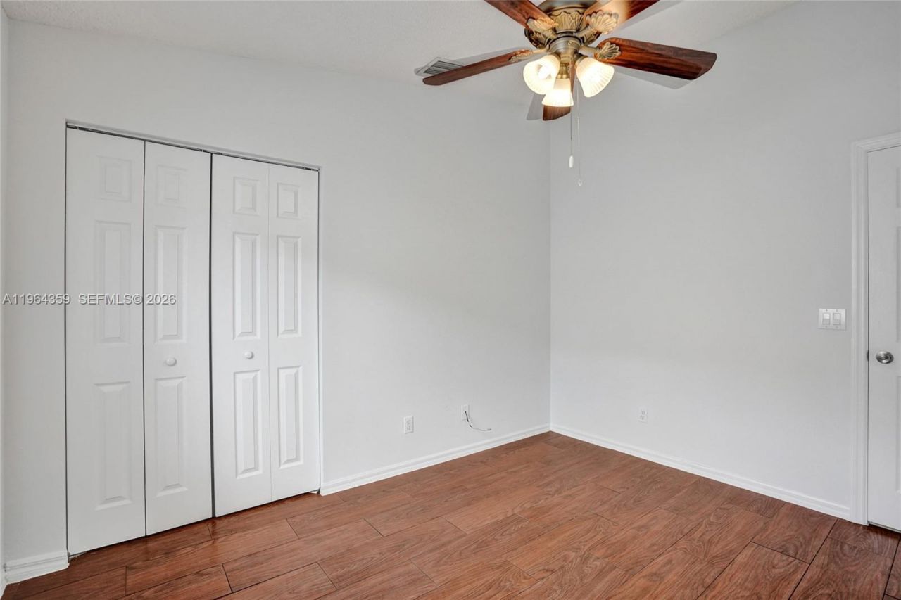 2421 SW 103rd Way , Miramar, FL 33025 Photo