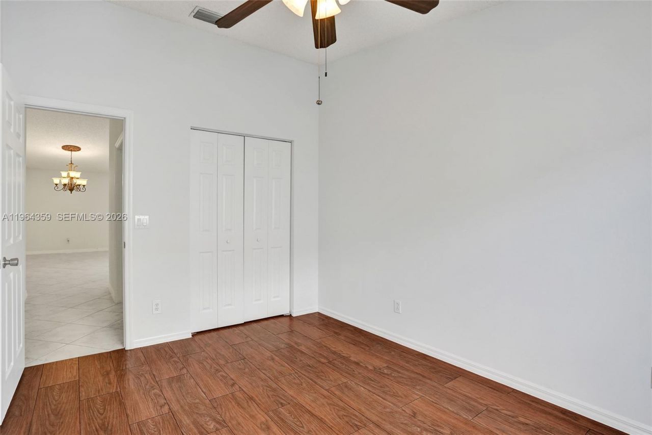 2421 SW 103rd Way , Miramar, FL 33025 Photo