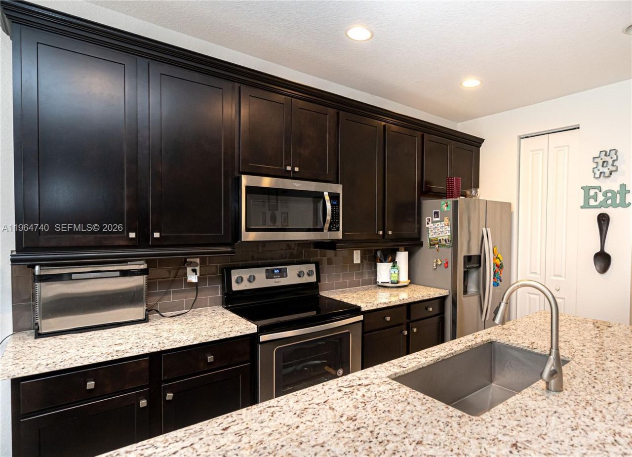11660 SW 13th Ct, Pembroke Pines, FL 33025 Photo