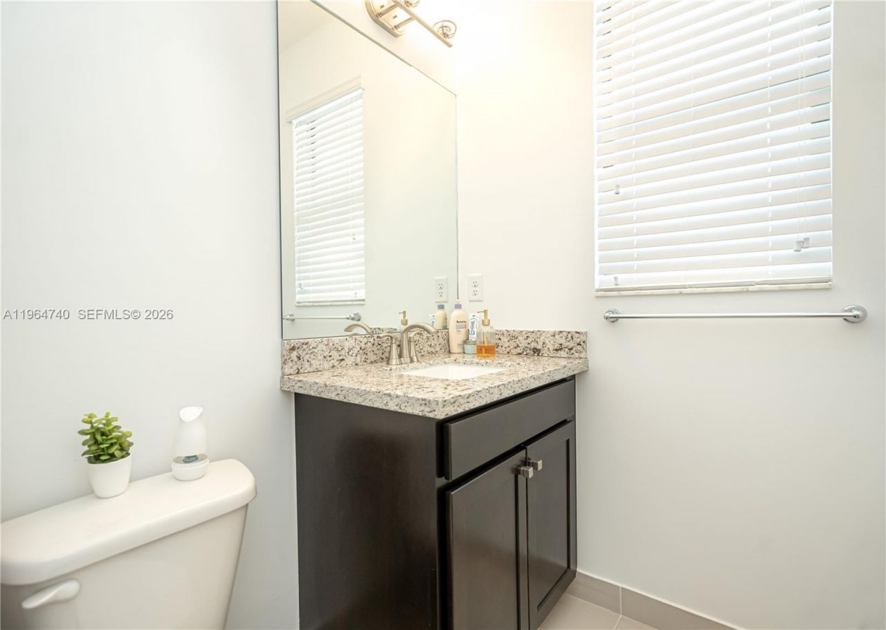 11660 SW 13th Ct, Pembroke Pines, FL 33025 Photo