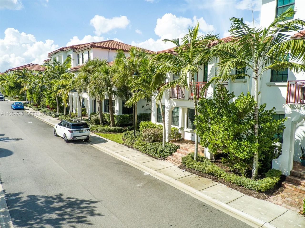 11660 SW 13th Ct, Pembroke Pines, FL 33025 Photo