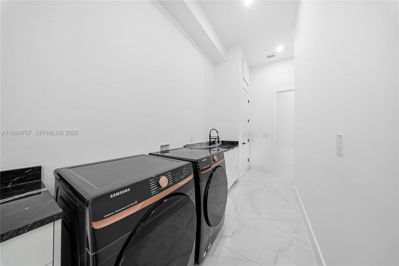 Please Call For Address, Cape Coral, FL 33904 Photo